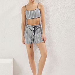Trendyol Striped Shoulder Shoulder Straps Crop Top With Shorts-picture-23