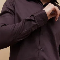 CODE by Lifestyle Men Slim Fit Spread Collar Solid Cotton Formal Shirt image 2