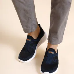 sparx SM 846 Walking Shoes For Men image 3