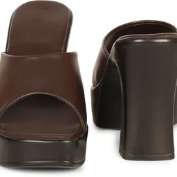 lily Women Heels Sandal image 5