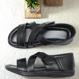 ragnarok Men Sandal image 1