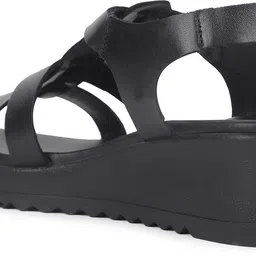 hush puppies Women Wedges Sandal image 4