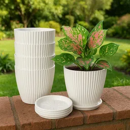 forback Plastic Vase image 2