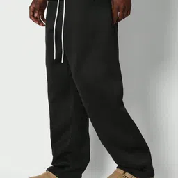 dockstreet Men Loose Fit Black Cotton Blend Trousers-picture-32