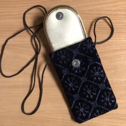 art n jewels Girls Multicolor Mobile Pouch image 2