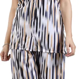 capasino Women Shirt & Pyjama set Multicolor Printed image 3
