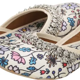 miss beauty Ethnic Mule For Women image 2