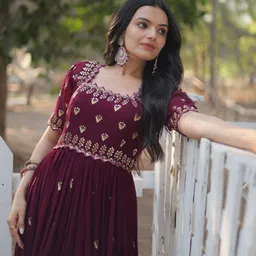 wedani lifestyle Embroidered Georgette Stitched Anarkali Gown image 5