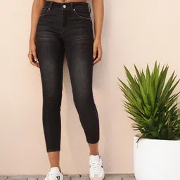 DressBerry Women Urban Edge Skinny Fit Light Fade Stretchable Cropped Jeans-image-19