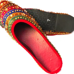 a r Jutis For Women image 4