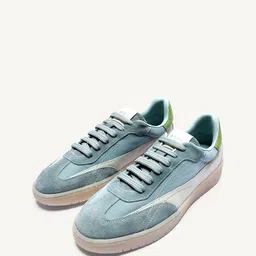 the bear house Sneakers For Men-picture-16