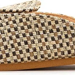 khadim's Women Lightweight Comfort Extra Soft Trendy Premium Stylish Flats Sandal image 3