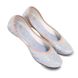 dfr Women’s Embroidered Phulkari Punjabi Mojaris Juti Jutti Shoe image 1