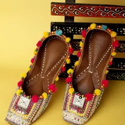 pehnawacraft Rubaru Boho Jutti for Women | Punjabi Jutti | Mojari for Ladies | Bridal Soft Leather Ethnic Juttis image 1
