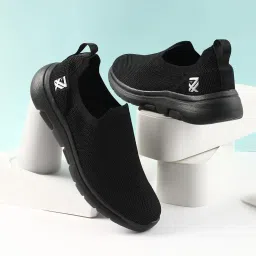 liberty Men Walking Shoes image 1