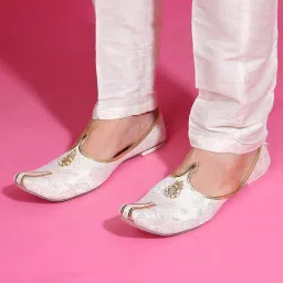 royal khwaab Men's Wedding Juttis/Punjabi Jutti & Sherwani Juti, Pure Traditional & Stylish Ethnic Mojaris/Wedding Shoes 100% Comfortable & Handcrafted (RK-B11) image 4
