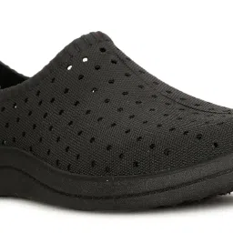 bata Women Pull On Casual Shoes image 5