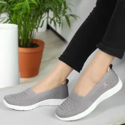 carlton london Women's Classic Slip-On Casual Shoes image 2