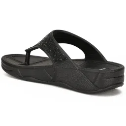 bata Casual image 2