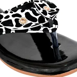 altek Women's Flats Antiskid Fashinable Daily Use Soft Cloth Rexine Velvet Durable Footwear Indoor Outdoor Chappal (13123) image 2