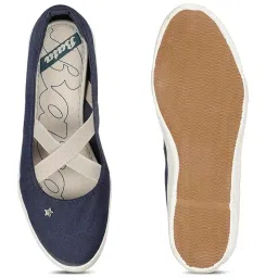 bata Women Pull On Ballerinas image 4