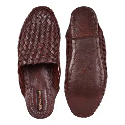 countless steps Men A15.2 Leather Kolhapuri Slipper image 5