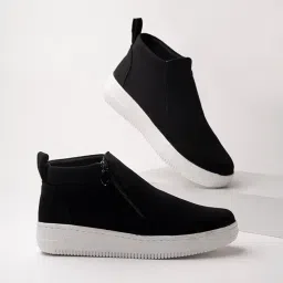 shoetopia Women's Flat Boots image 2