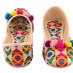 ryag Women's Ethnic Rajasthani Handmade Jutti, Multicolor, image 2