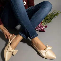 shoetopia Flat Sandals For Women image 1