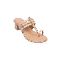 mochi Women's 32-821-20 Heeled Sandal image 2