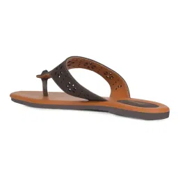 bata Women's thongs image 2