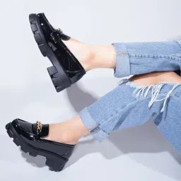 jm looks Women's Loafers Chunky Shoes Mules Slip-on Shoes Embellished Gold Chain Details for Office & Casual Meet image 1