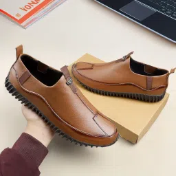 wugatti Men's Comfortable, Lightweight & Trendy Geniune Leather Slip-On Casual Boat Shoes image 3