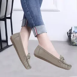 catbird Women Lightweight Comfortable Loafer image 2