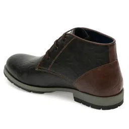 id Lace-Up Chukka Boots for Men image 2