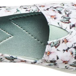 bata Women Canvas Sneaker Shoes image 4