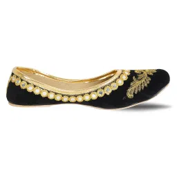 indiestride Women's Jutti Velvet Bellies Juti Mojari Shoe image 3