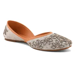 xe looks Handcrafted Jutti | Ethnic Slip-On Punjabi Juttis with Floral Beaded Embroidery |Comfortable Traditional Footwear | for Girls & Women image 4