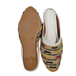 handi kalah Women's Traditional Cream Embroidered Jutti – Handcrafted Slip-On Ethnic Footwear with Beads & Sequin Detailing – Flat Indian Mojari for Wedding and Festivals image 2