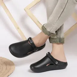 milestoe Spirit Men's Lightweight Comfortable Waterproof Classic Clogs image 3