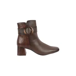metro Women Synthetic Ankle-Length Buckle Strap Casual Boots image 3