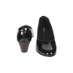 mochi Women's Glossy Mid Heel Formal Court Shoes image 5