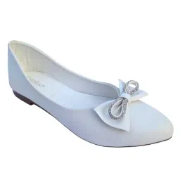 knokap Women's Slip-On Light-Weight & Comfortable Casual Ballerinas | Semi-Formals, Smart-Casual, Travel & Shopping, Office Bellies | Soft Cushioned Footbed with Anti-Skid Sole | White/Peach image 2