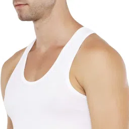 rupa Men's Cotton Round Neck Regular Fit Vest image 2