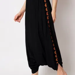 9rasa Women's Viscose Border Block Printed Drop-Crotch Dhoti Salwar Harem Pants for Ethnic Casual Fusionwear Workwear image 2