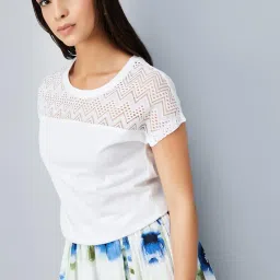 max Women's Regular Fit Top image 5