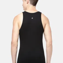 macroman m-series Men's Snug Fit Vest image 2