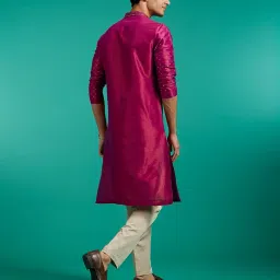 diwas by manyavar Men's Art Silk Sequined Kurta (1pc) image 4