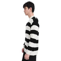 bewakoof Men's Typography Oversized Fit Full Sleeve Round Neck Acrylic Sweater image 3