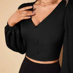 iuga Women's Black Puff Sleeve Crop Top image 3